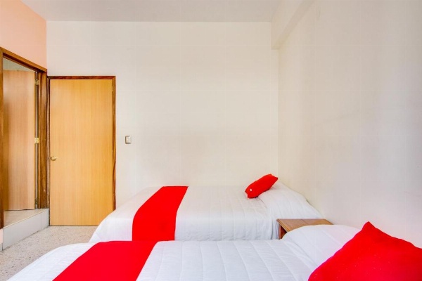 Hotel La Estancia image 10