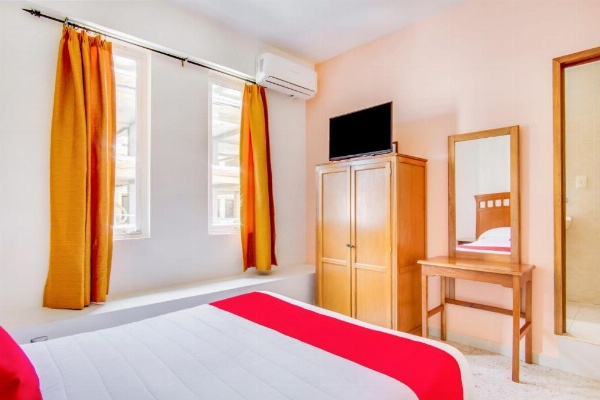 Hotel La Estancia image 18